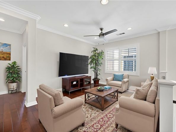 1030 Palmetto Way, Costa Mesa CA 92626