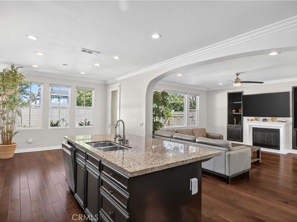 1030 Palmetto Way, Costa Mesa CA 92626