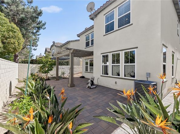 1030 Palmetto Way, Costa Mesa CA 92626