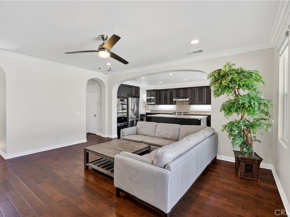 1030 Palmetto Way, Costa Mesa CA 92626