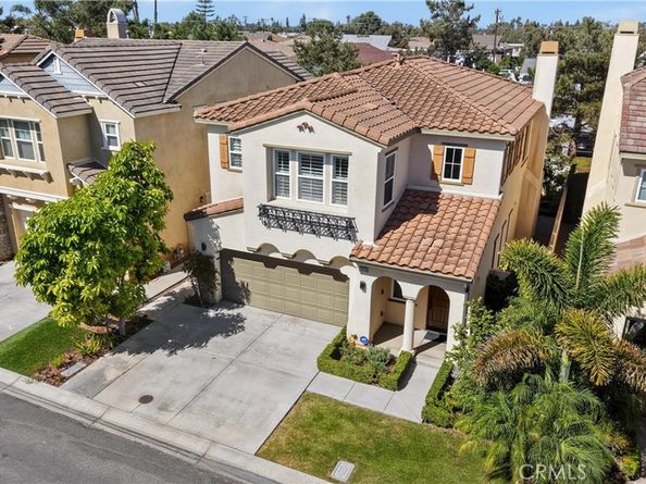 1030 Palmetto Way, Costa Mesa CA 92626