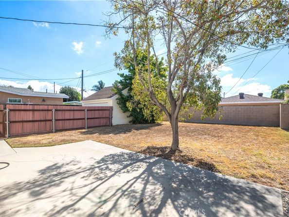 5430 Scrivener Street, Long Beach CA 90808