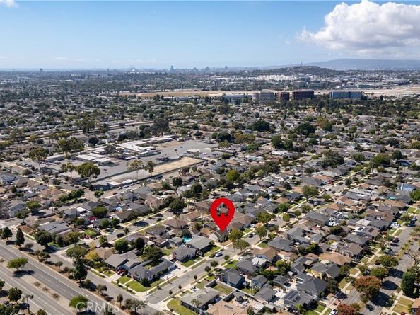 5430 Scrivener Street, Long Beach CA 90808