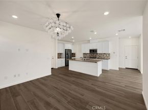 2323 Apple, Upland CA 91786