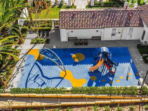 2323 Apple, Upland CA 91786