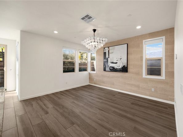 2323 Apple, Upland CA 91786