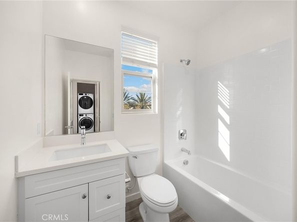 2323 Apple, Upland CA 91786