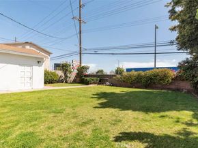 6148 W 85th Place, Los Angeles CA 90045