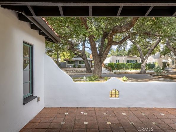 100 W Tremont, Pasadena CA 91103