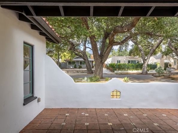 100 W Tremont, Pasadena CA 91103