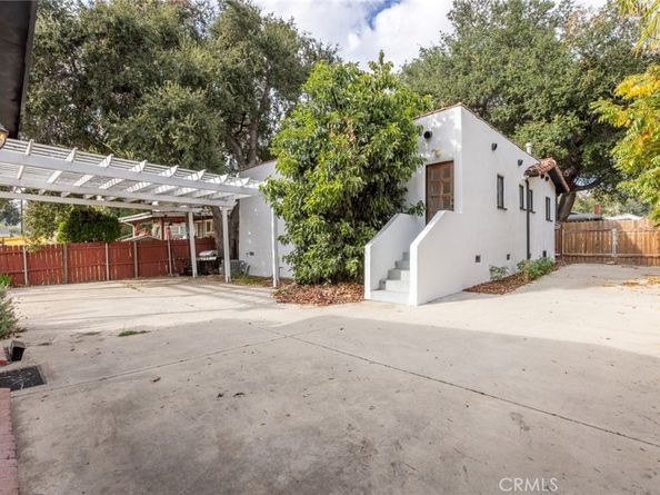 100 W Tremont, Pasadena CA 91103