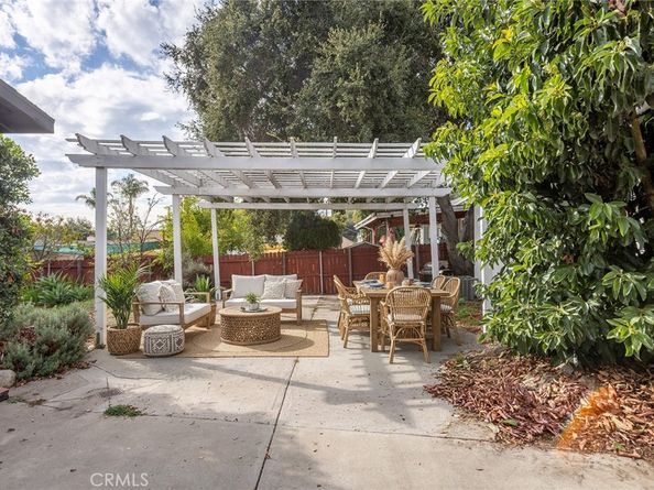 100 W Tremont, Pasadena CA 91103