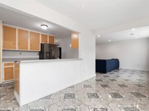 11635 Walcroft St, Lakewood CA 90715