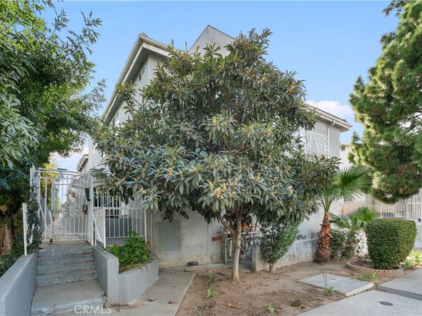 15920 Sherman Way 8, Van Nuys CA 91406