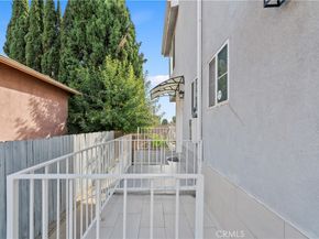 15920 Sherman Way 8, Van Nuys CA 91406