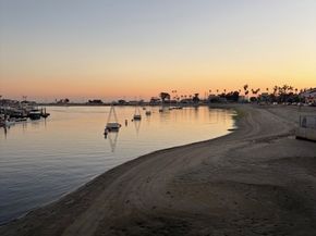 75 Claremont, Long Beach CA 90803