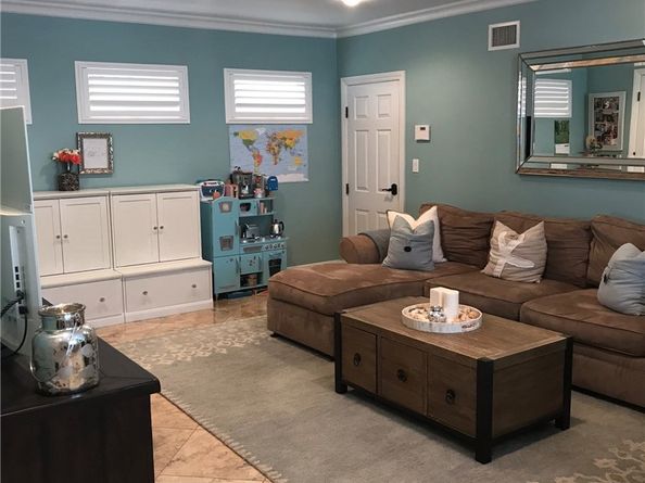 75 Claremont, Long Beach CA 90803