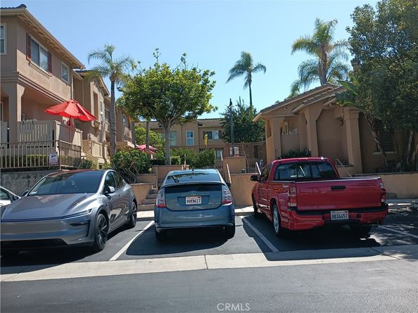 335 W Summerfield, Anaheim CA 92802