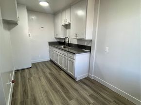 732 W Imperial, Los Angeles CA 90044