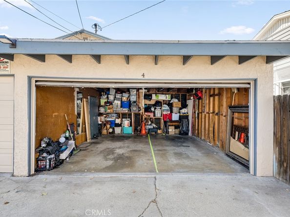 1070 Freeman Avenue, Long Beach CA 90804