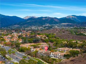 31 Santa Agatha, Rancho Santa Margarita CA 92688