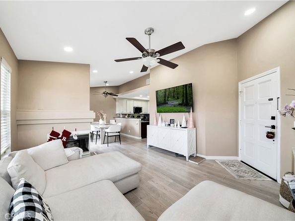 31 Santa Agatha, Rancho Santa Margarita CA 92688