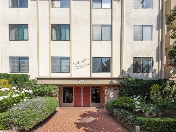 1944 Glendon Avenue 209, Los Angeles CA 90025