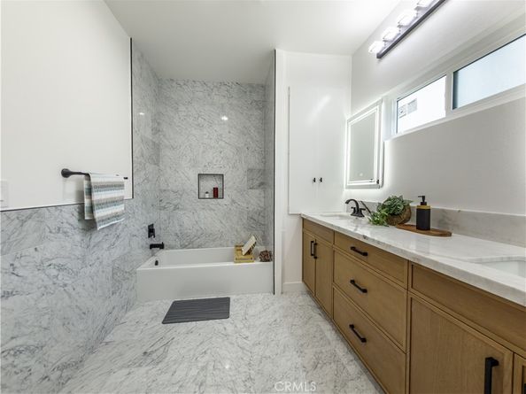 1944 Glendon Avenue 209, Los Angeles CA 90025