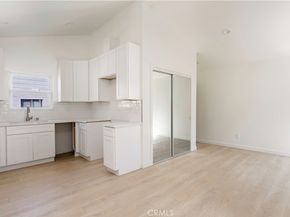 1003 Seal Way, Seal Beach CA 90740