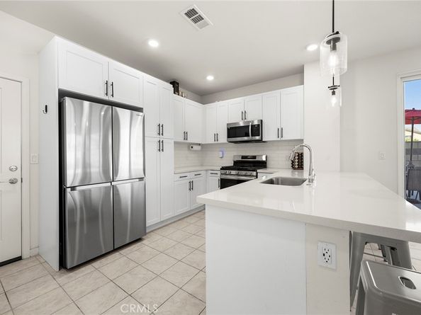 3720 S Allston Paseo 7, Ontario CA 91761