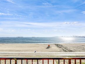 1750 E Ocean Boulevard 213, Long Beach CA 90802