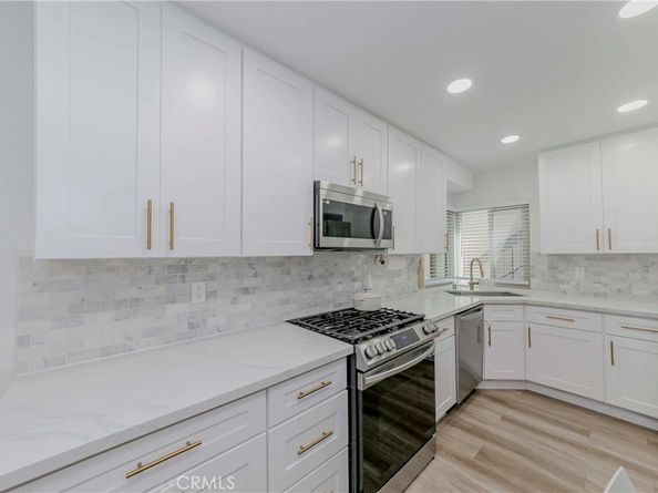 16911 Eastlake LN 88, Huntington Beach CA 92647