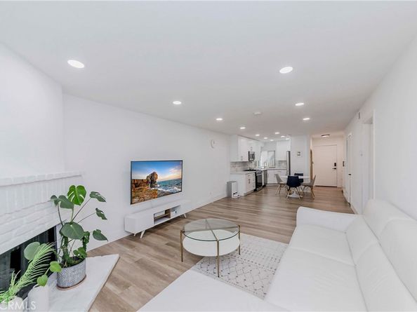 16911 Eastlake LN 88, Huntington Beach CA 92647