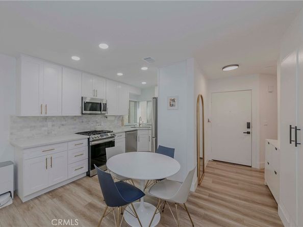 16911 Eastlake LN 88, Huntington Beach CA 92647