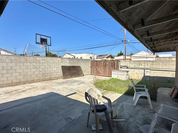 407 S Vancouver Avenue, Los Angeles CA 90022