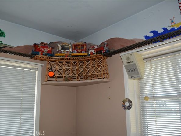 6448 E Los Arcos, Long Beach CA 90815