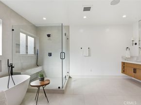 16226 Dickens, Encino CA 91436