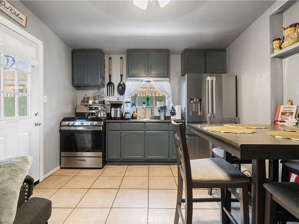247 E 97th, Los Angeles CA 90003