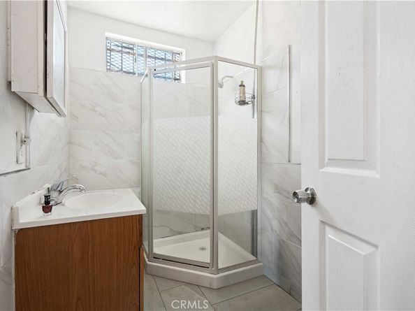 247 E 97th, Los Angeles CA 90003