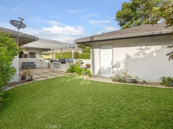 240 W Wedgewood, La Habra CA 90631