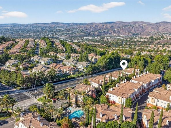 1008 S Rossano, Anaheim Hills CA 92808