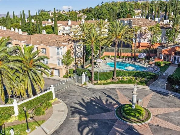 1008 S Rossano, Anaheim Hills CA 92808