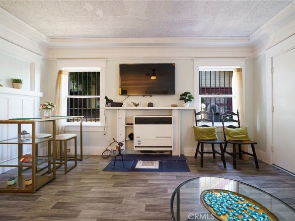 146 W Vernon, Los Angeles CA 90037