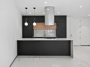 1253 N Sweetzer 3, West Hollywood CA 90069