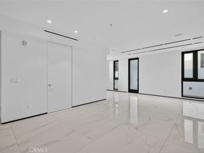 1253 N Sweetzer 3, West Hollywood CA 90069