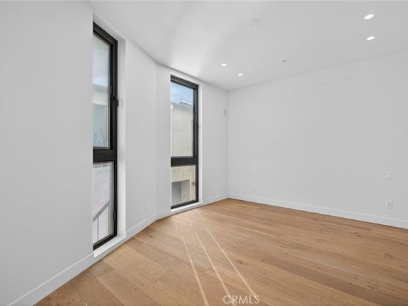 1253 N Sweetzer 3, West Hollywood CA 90069