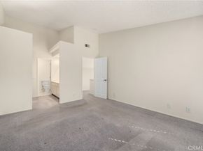 26426 Fox Glen 14, Lake Forest CA 92630