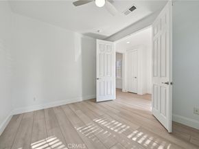 21 Canoe, Irvine CA 92618