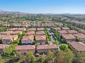 21 Canoe, Irvine CA 92618