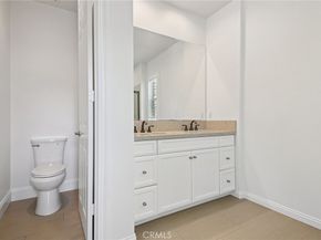 21 Canoe, Irvine CA 92618